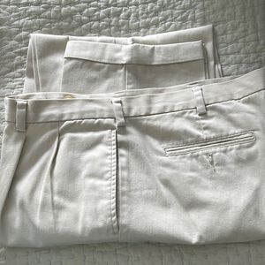 Men’s Old Navy khaki’s